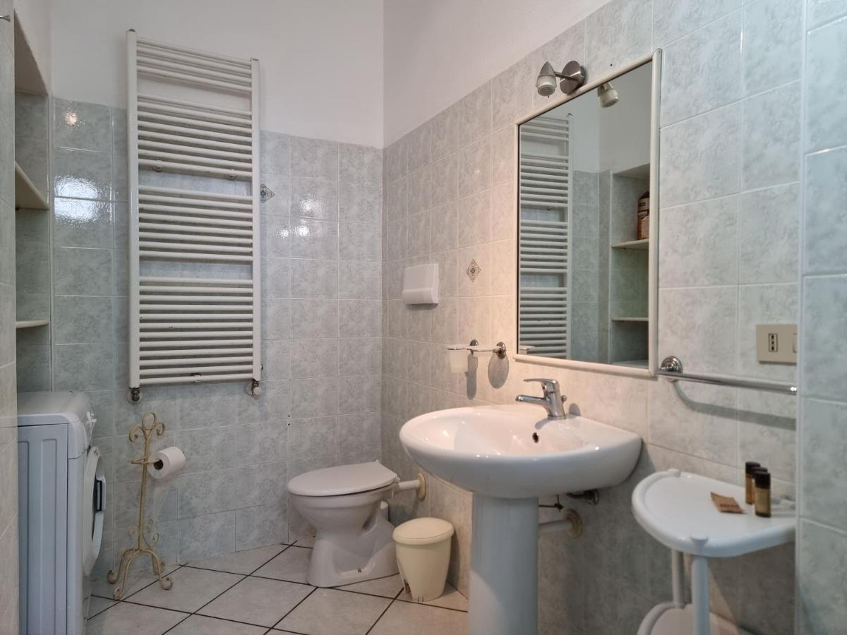הוילה Solita Le Residenze Di Monte Rena A1 - A2 מראה חיצוני תמונה
